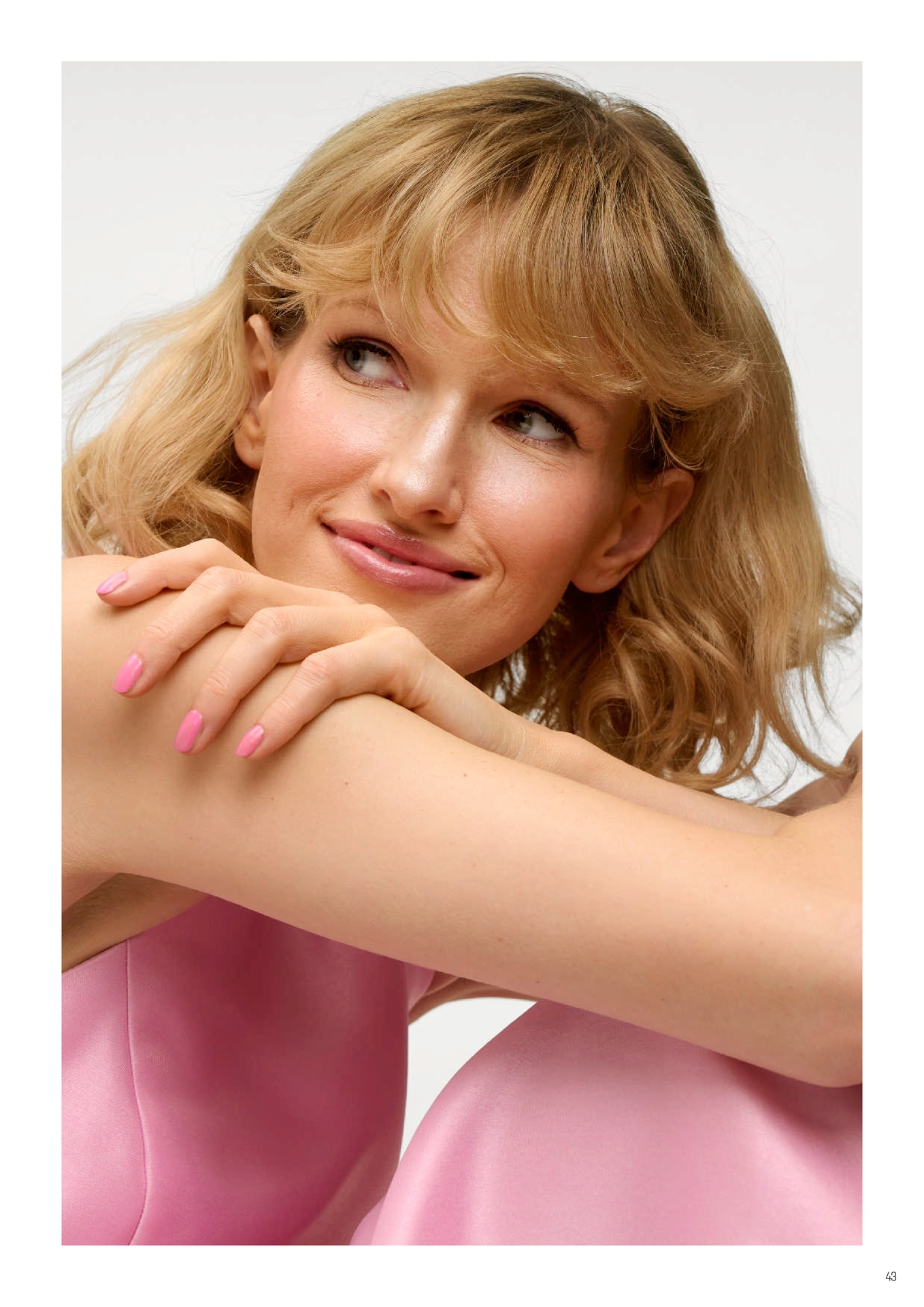 Sokos Sokos Emotion kuvasto huhtikuu 2026 sivu 43